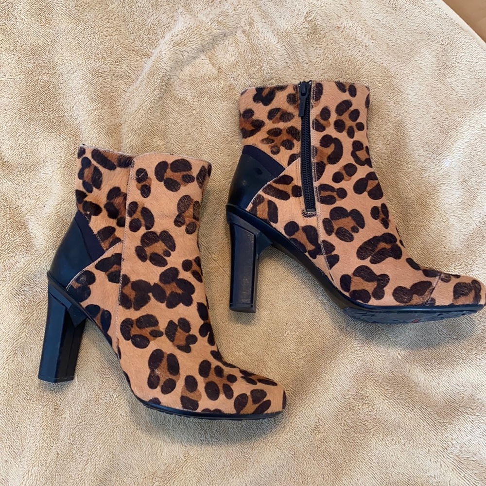 TSUBO Cheetah Boots